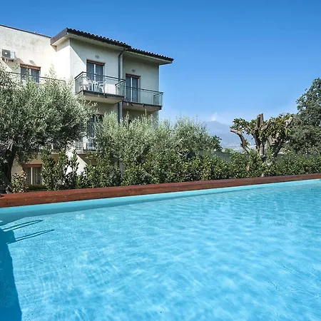 Collina Apartment Giardini Naxos